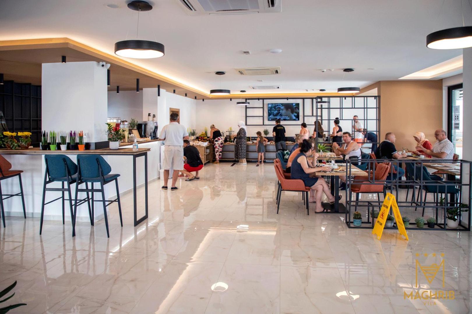 Maghrib Hotel Улцинь Экстерьер фото
